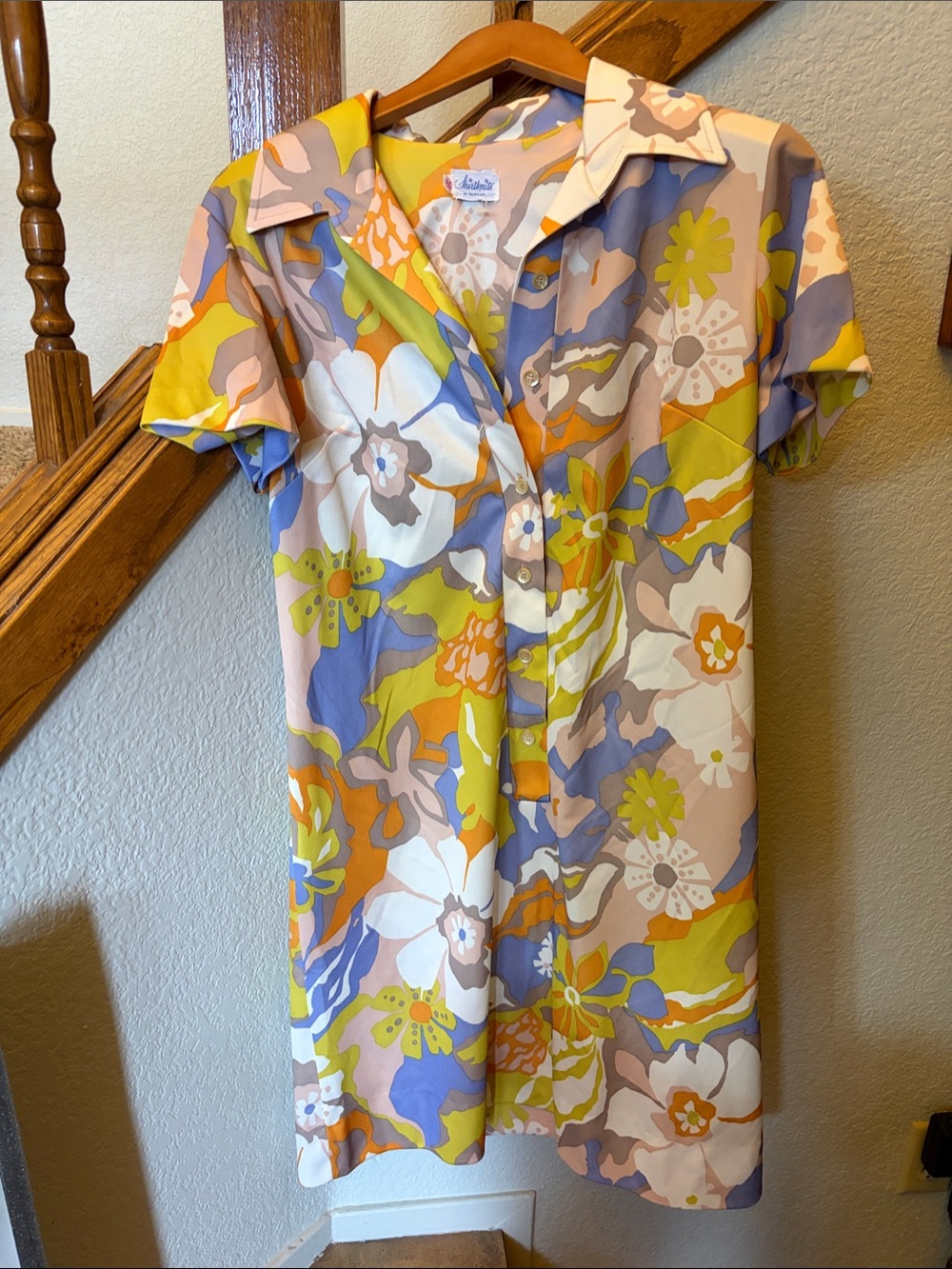 Vintage 60s/70s Pastel Floral Button-Front Dress in Multi Pastel